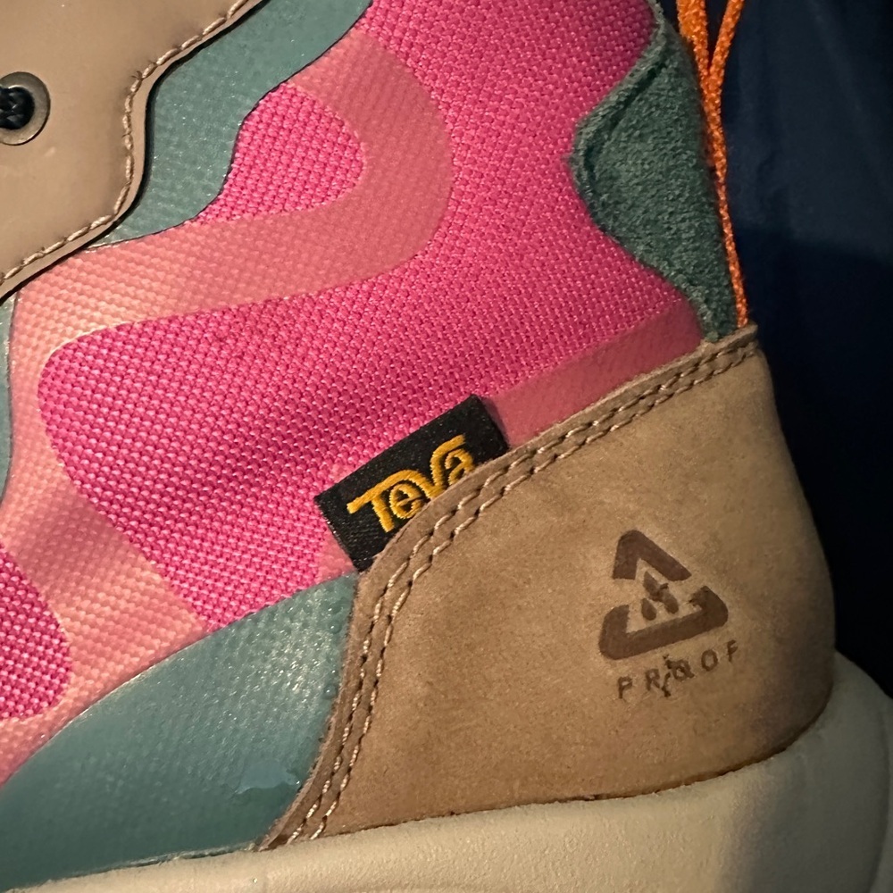 Teva Womens Waterproof Geotrecca Rp Pink, Blue, Tan Hiking Boots US Size 8 - Picture 12 of 13